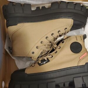 Palladium Tan Black Tactical Boots